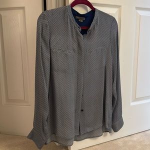 Beautiful Vince silk top